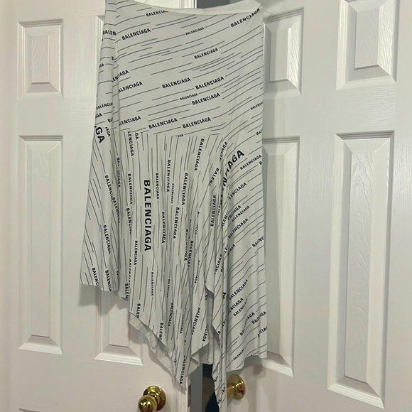 Balenciaga Dresses & Skirts - Balenciaga skirt- white